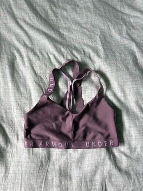 Under armour sports bra size small